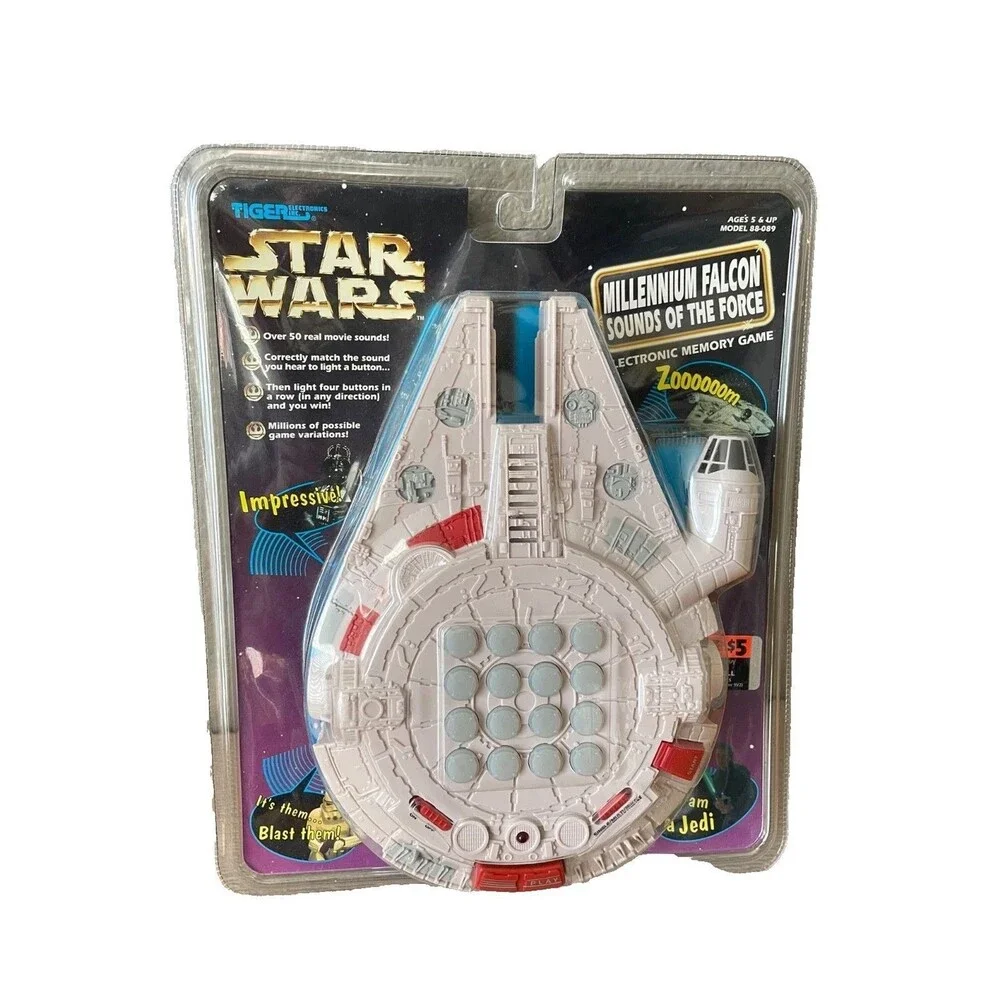 Star Wars Millennium Falcon Sounds of the Force Electronic Memory Game NEW 1997